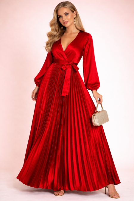 robe plissee longue satin rouge intense trois quarts face